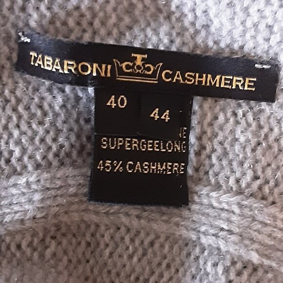Gorgeous Made in Italy Tabaroni Grey Cashmere Shawl Shrug Sweater Size Med-Large - Picture 11 of 14